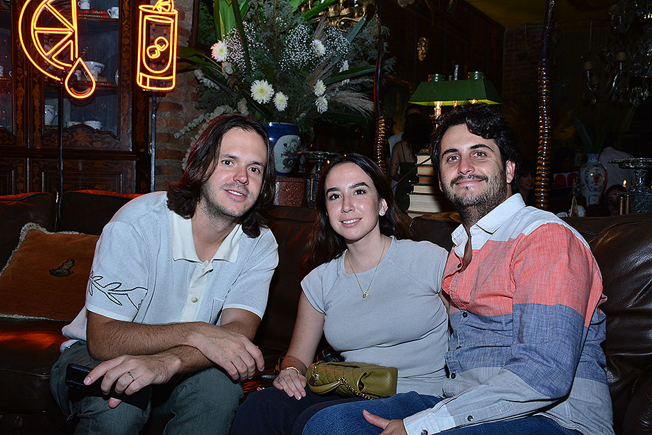 Julio Sánchez, Daniela Colunga y Marco Robles