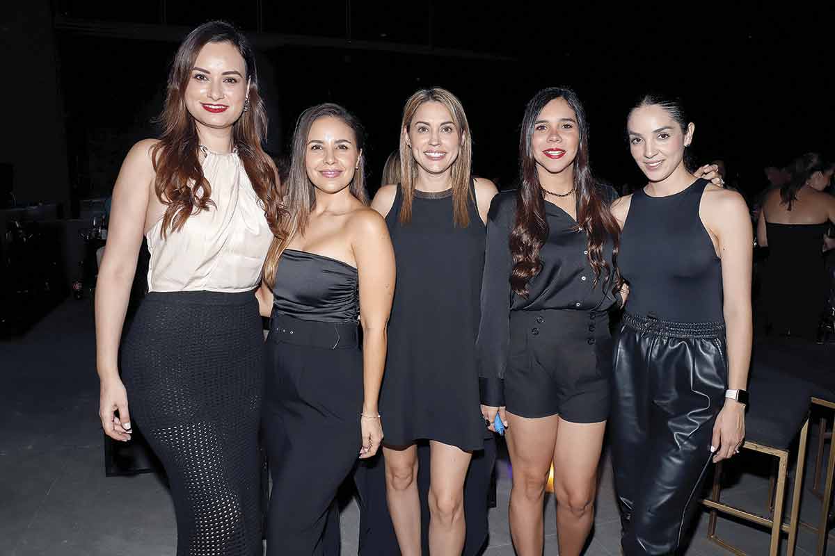 01-Lizette-Báez,-Natalia-Mario,-Kristel-Ortiz,-Paola-Blanco-y-Ana-Paula-Aquino