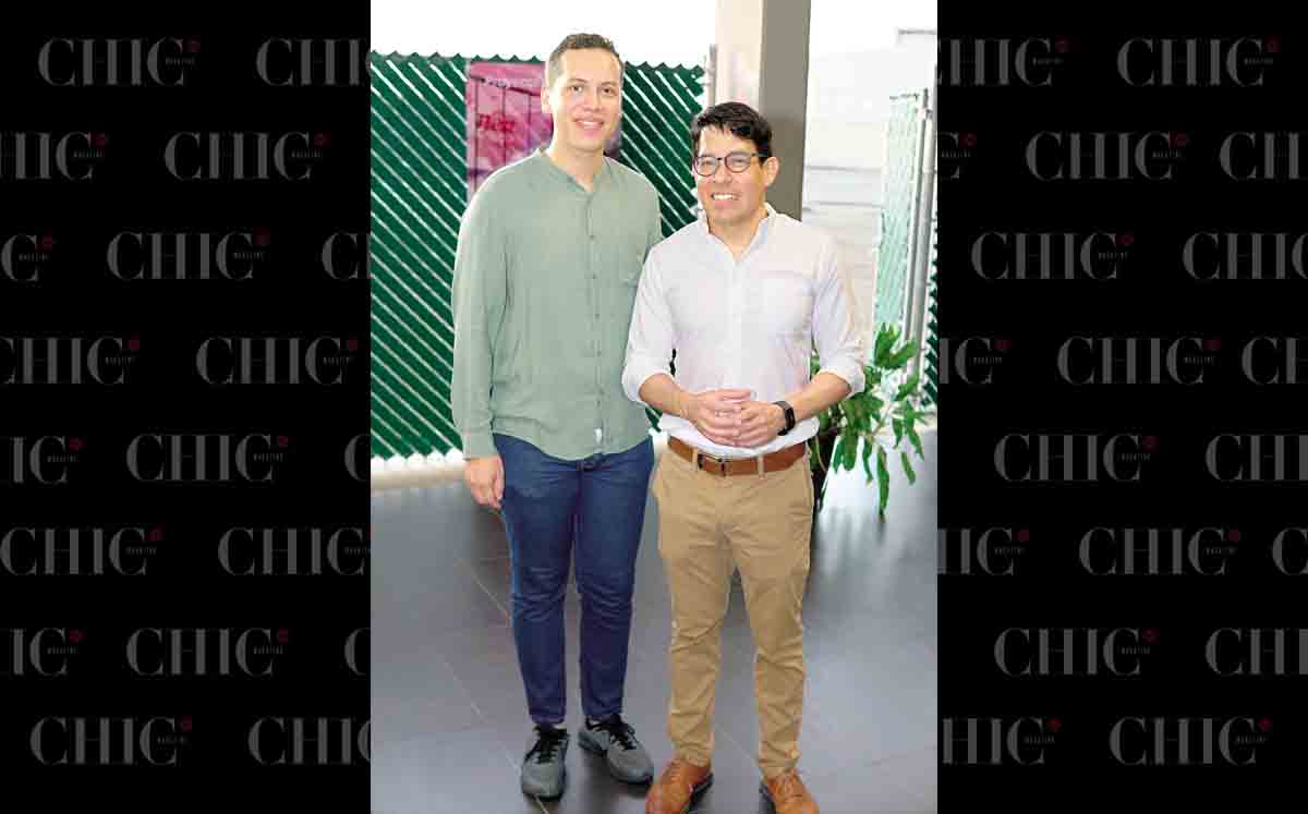 JOSÉ MIGUEL BEJARANO Y RODRIGO ROSALES presentes en la inauguración