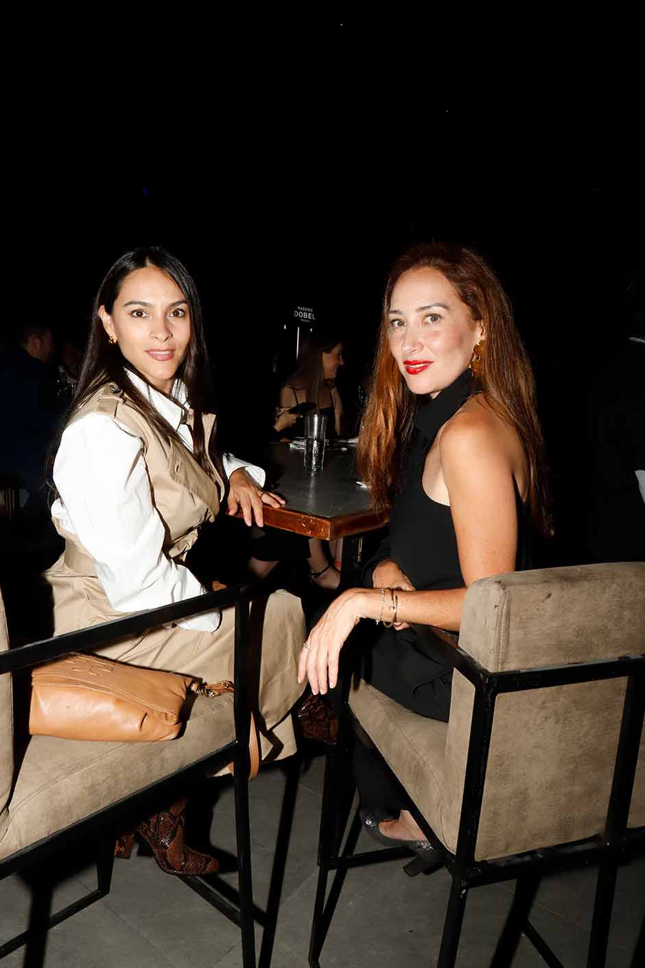Lucía-Palacios-y-Cinthya-Pozos
