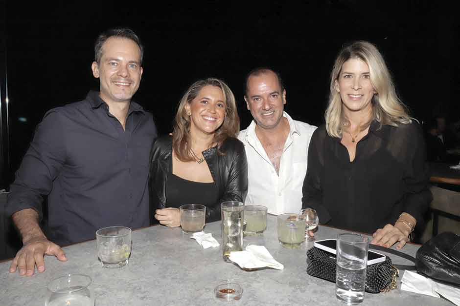 Roberto-Calderón,-Gemma-Parra,-Ernesto-Arguelles-y-Paulina-Van-Hoorde