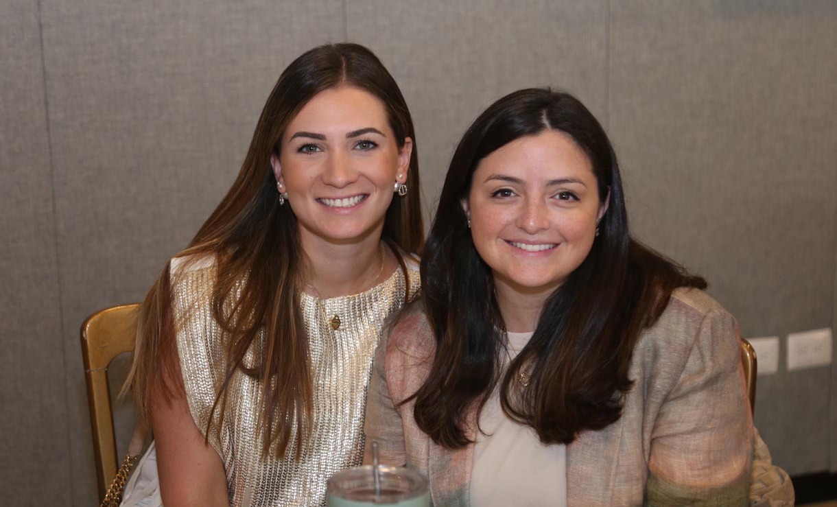 Catalina Poblete y Valeria Medrano