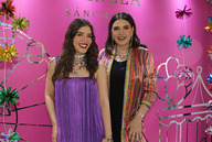 01 Artemisa Ramírez y Gabriela Sánchez