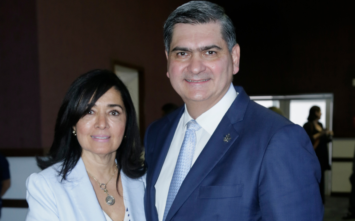 Claudia de Garza y David Garza / Foto: Omar Valdez