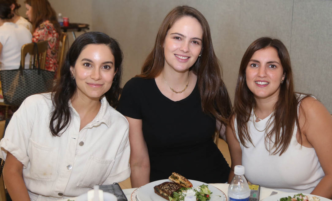 Cynthia Lozano, Ximena Carrera y Bárbara Garza
