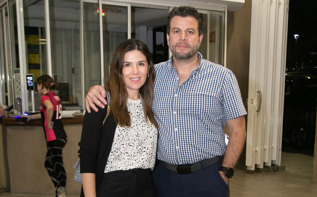Kenia Montemayor de Bracamontes y Víctor Bracamontes / Foto: Roberto Alvarado