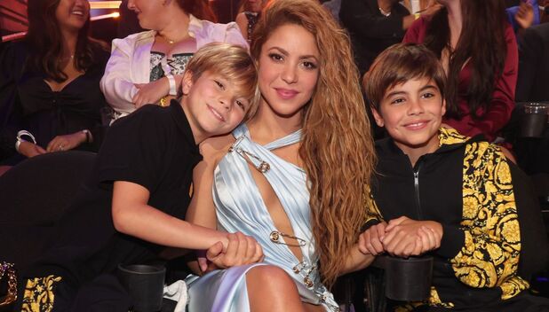 Cuánto cuestan los millonarios looks de los hijos de Shakira en MTV VMAs (Foto: Getty)