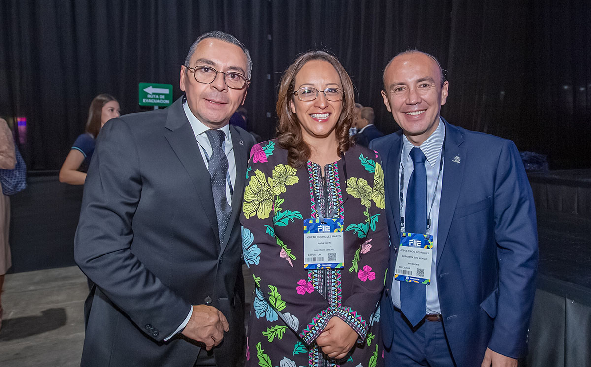 Erick Cuenca, Odeth Rodríguez y Jesús Trigo