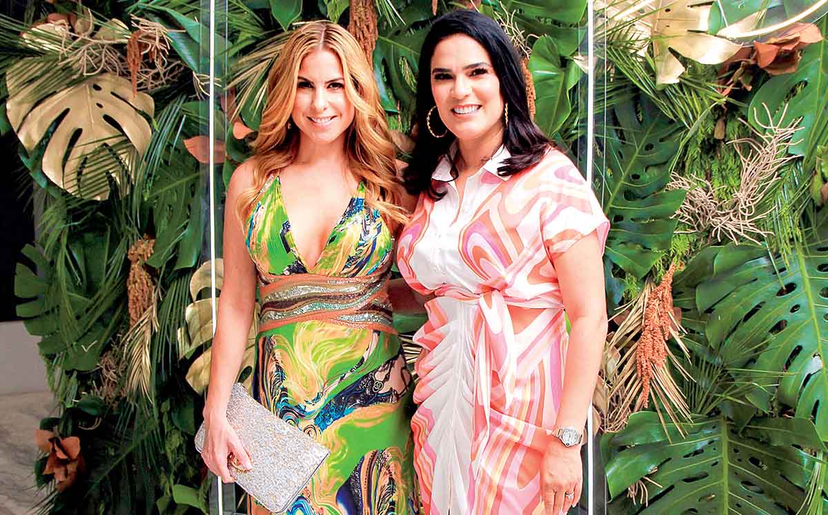 GABY MORÁN Y TANIA RODRÍGUEZ acompañándonos en nuestros mejores momentos