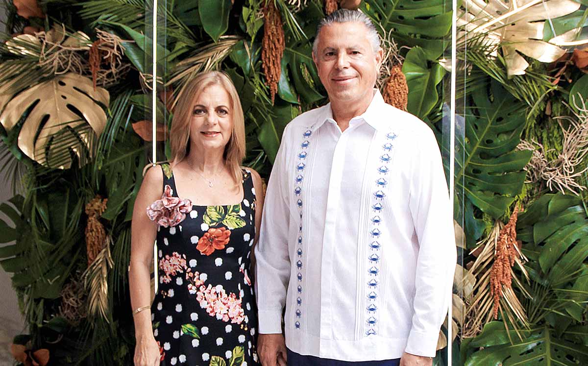 AIDA FERES Y JESÚS NADER, alcalde de tampico, fue uno de los distinguidos invitados a nuestro aniversario