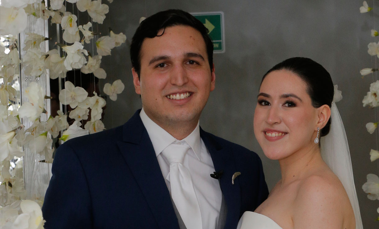 Eduardo Ayala y Regina Paez