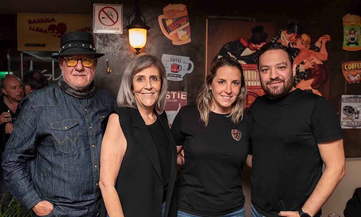 Marcela Álvarez, Andrea Naude y Juan Pablo Salas