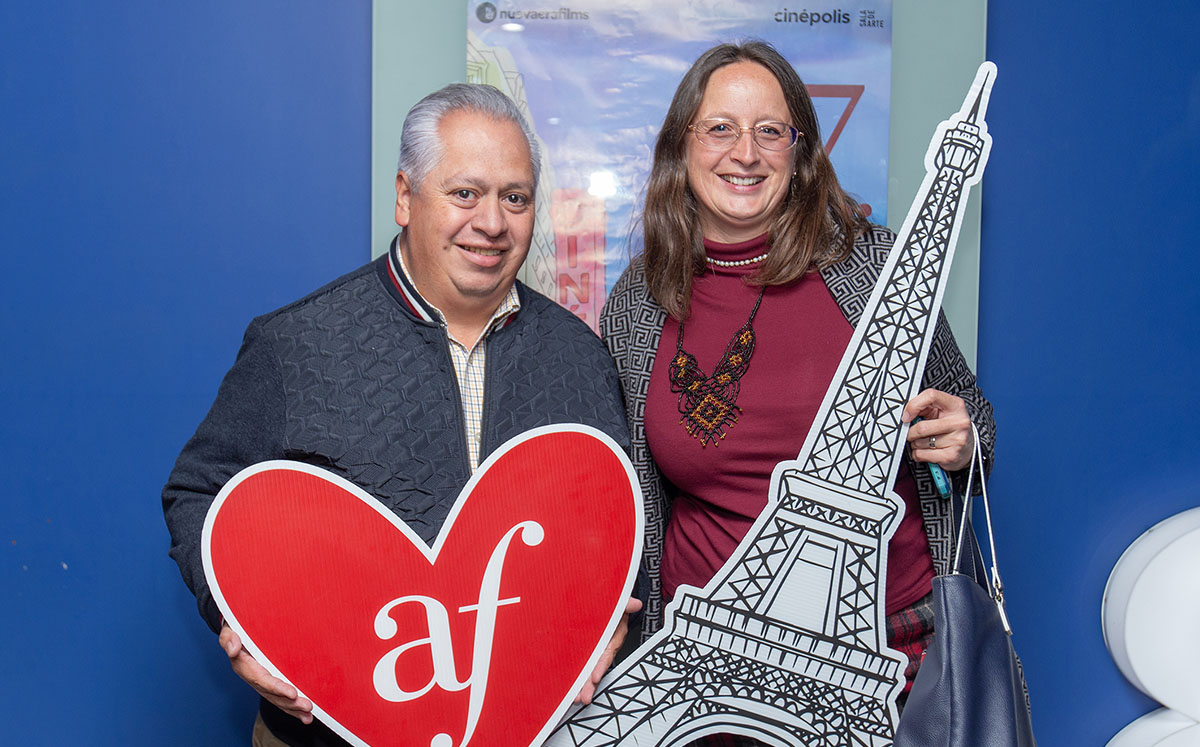 Jorge Fuentes y Stephanie Suel