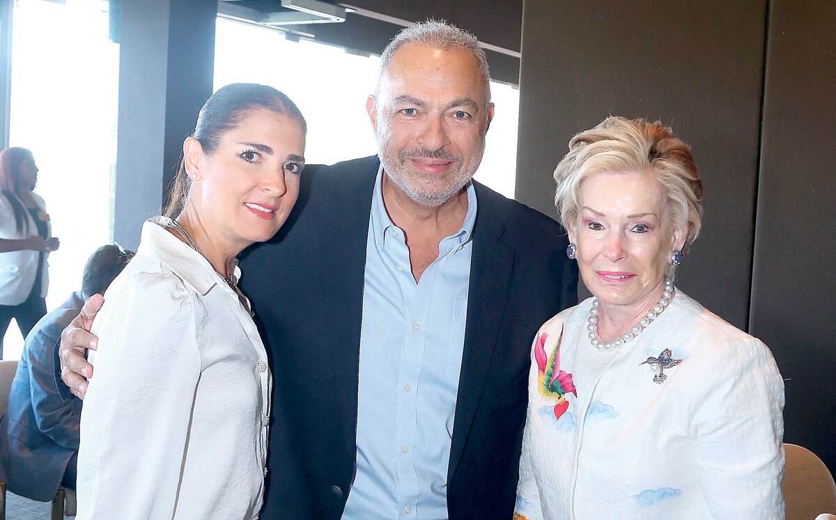 Lorena Kalife de Assad, Nazario Assad y Betty Zybert de Schwarz