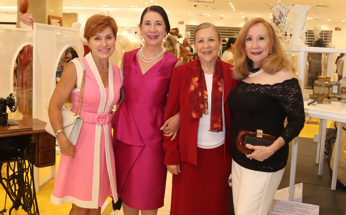 Malú Ramones, Graciela Elizalde, Lupita Elizalde y Yolanda De la Garza / Foto: Roberto Alvarado