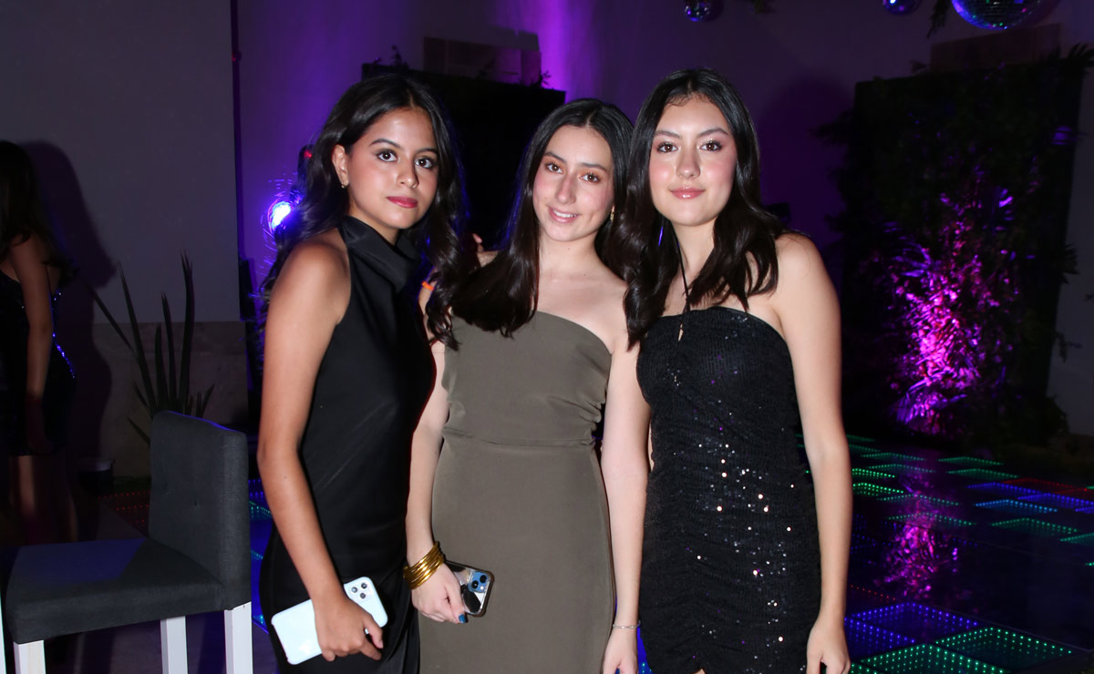 María Emilia, Mar y Regina