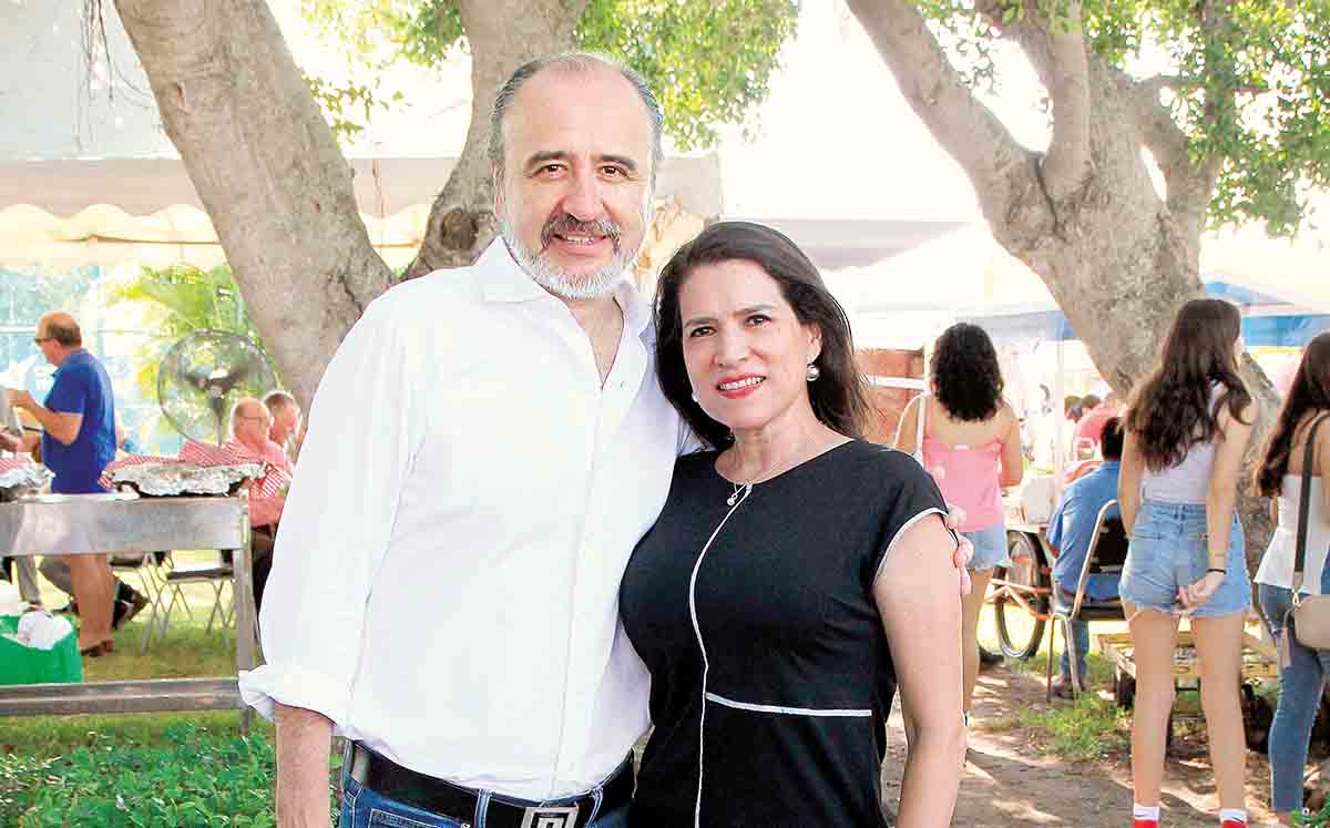 CESÁR AMOR Y MARIOLA BUSTAMANTE disfrutaron de los festejos a la Covadonga