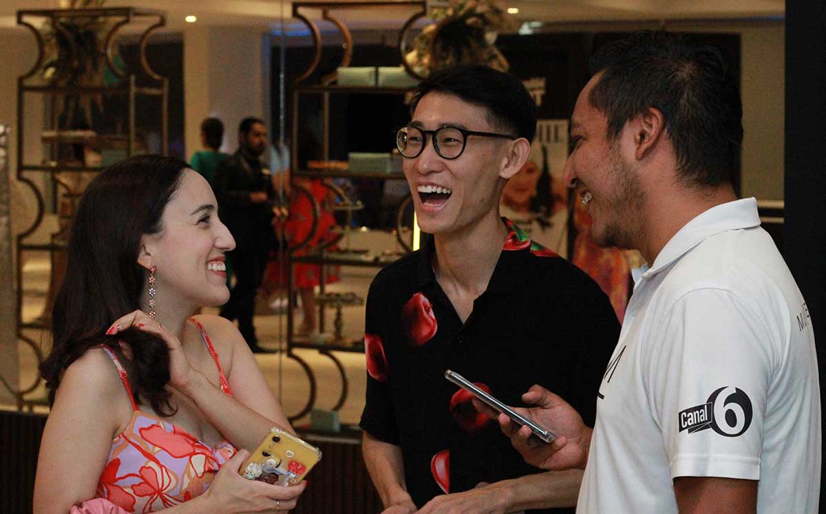 HAYATO SAITO Y TANIA NAVARRETE disfrutando del evento