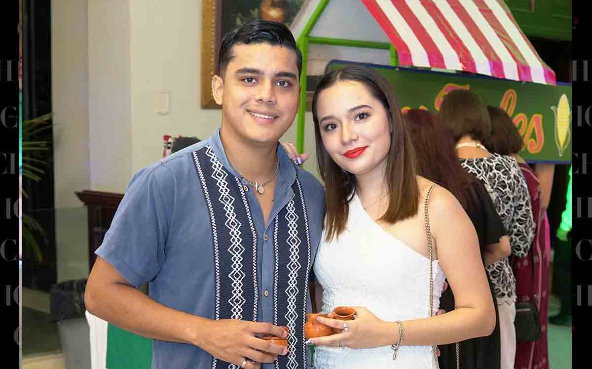 Asistentes del evento disfrutaron de una mini feria en el Casino Tampiqueño