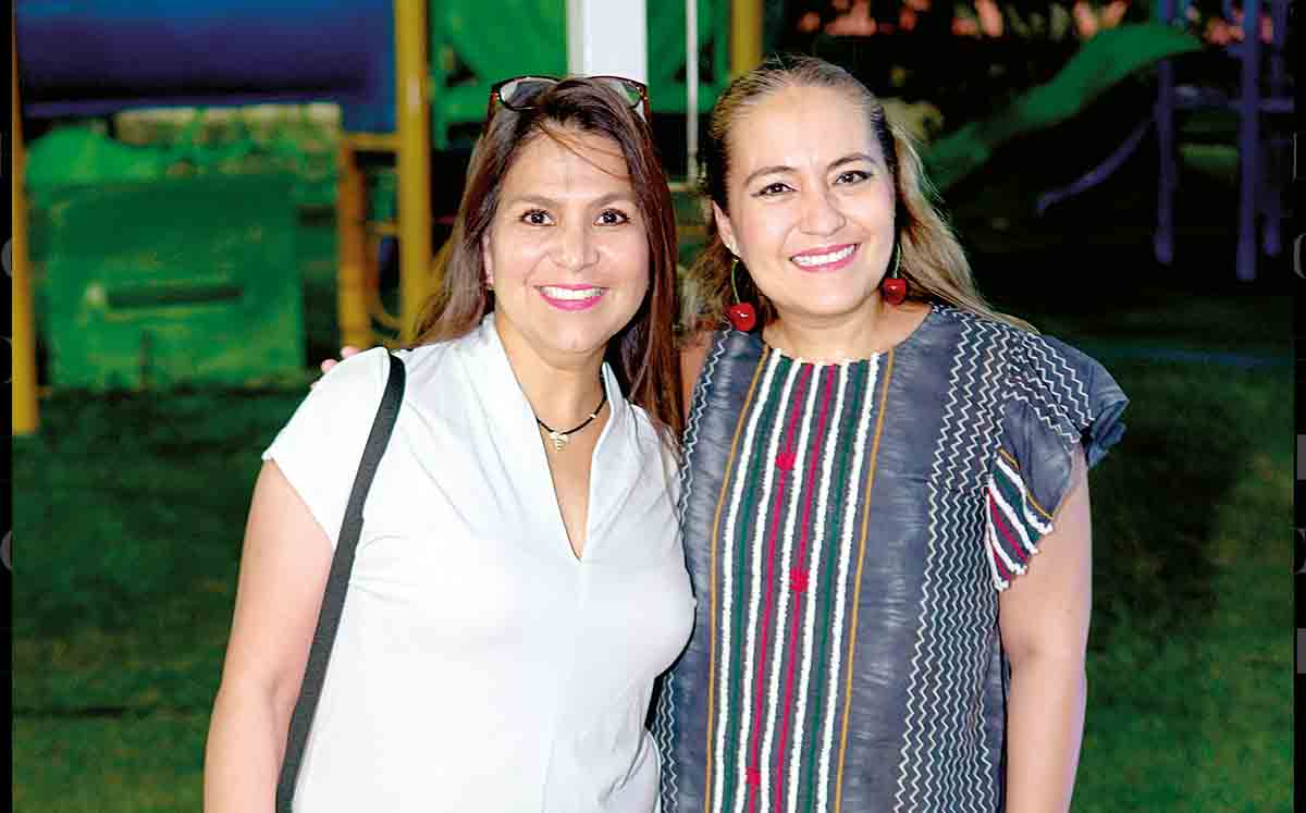 DULCE HERNÁNDEZ Y LILIANA CASTILLO nos regalaron sus mejores sonrisas en el evento