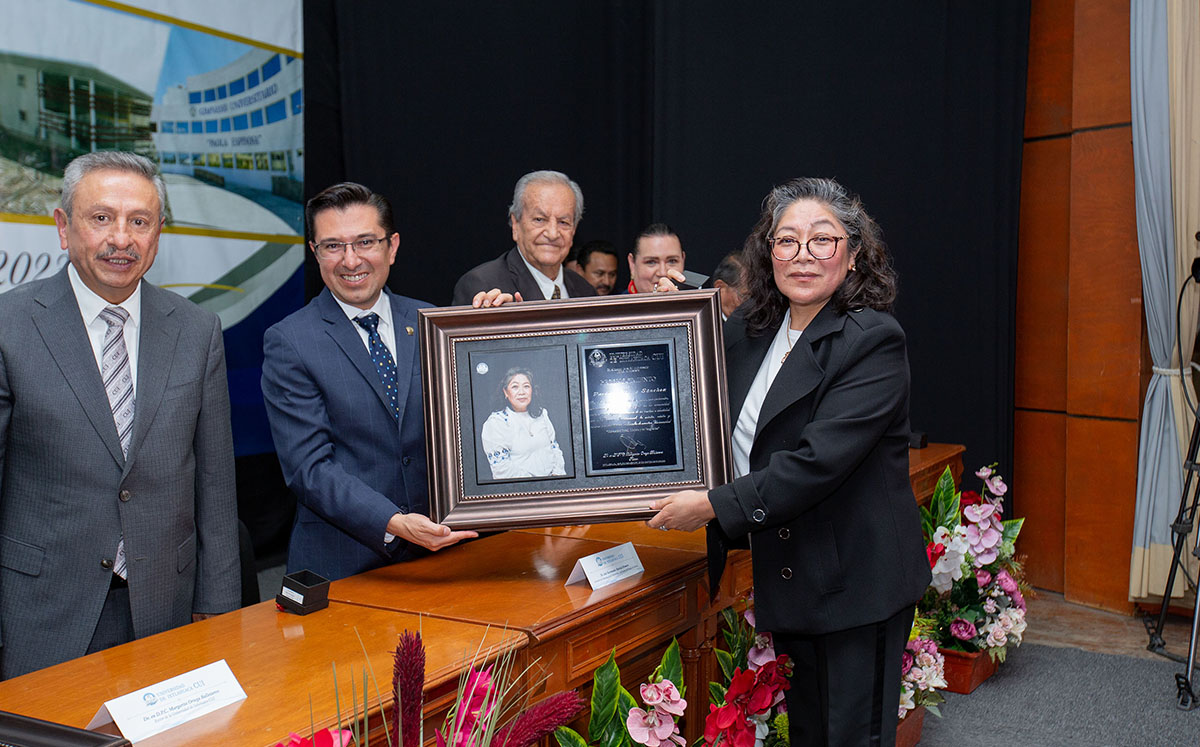 José Marcial y Verónica Sánchez