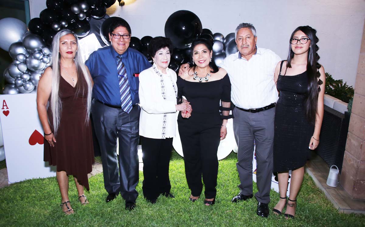 Lupita, Jesús, Soco, Martha, Jesus y Michelle