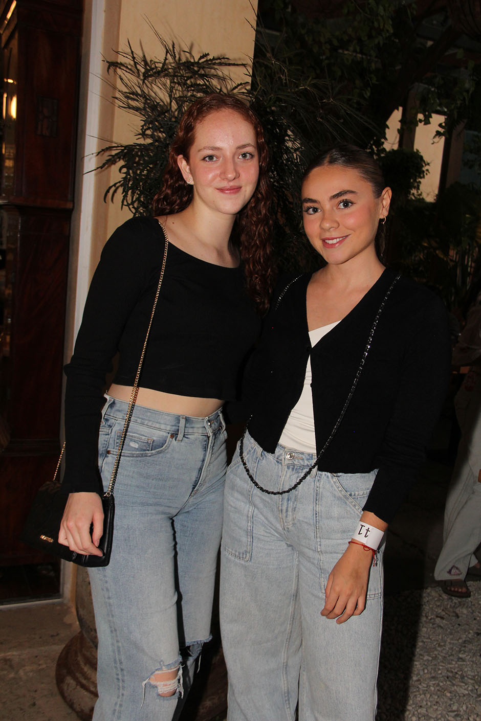 Alejandra Ocaña y Carmina Navarro