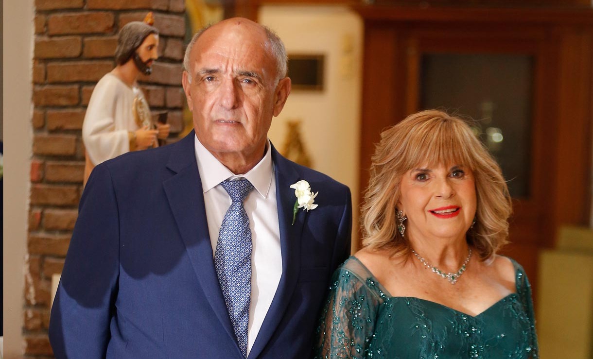 PAPÁS DEL NOVIO. Juan Hayek e Hilda Hayek