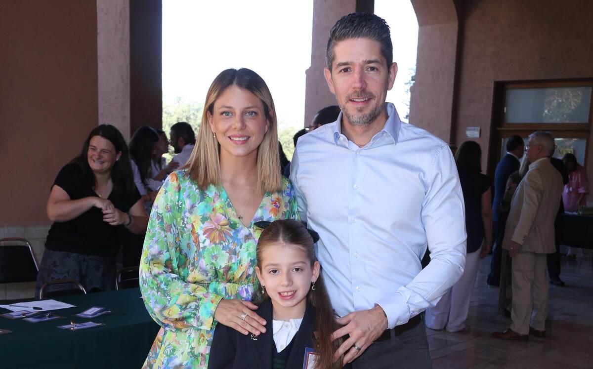 Natalia Campuzano, Juliana zuazua y Juan Carlos zuazua