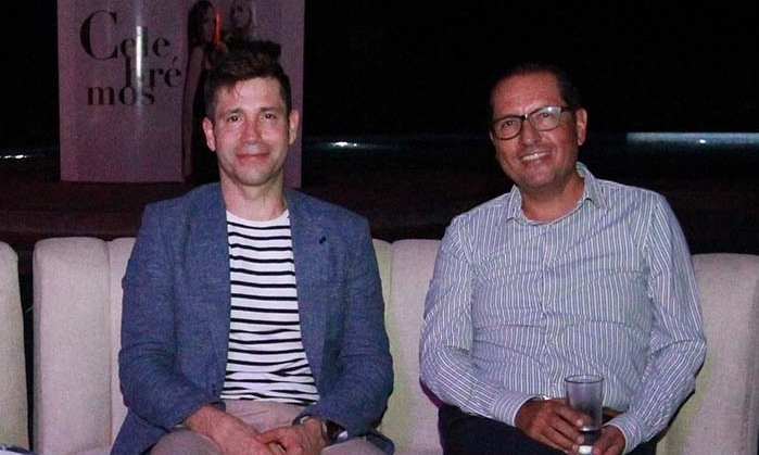ISRAEL AGUIRRE Y NÉSTOR CEBALLOS a la espera de Grupo Vintage