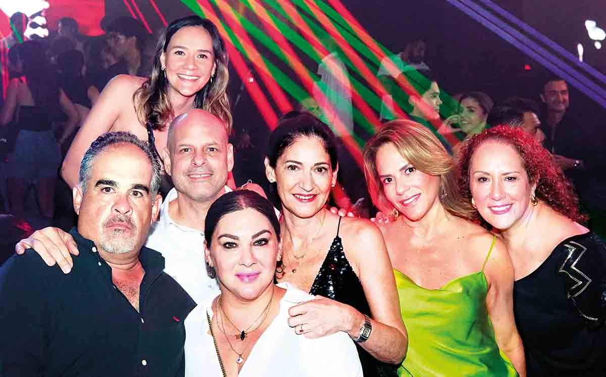 ANA CRISTINA LEPE, ALFONSO LUNA, ALBERTO GARZA, ANA LETY PÉREZ, VERÓNICA TAMAYO, MÓNICA COSTA Y ALICIA SIERRA