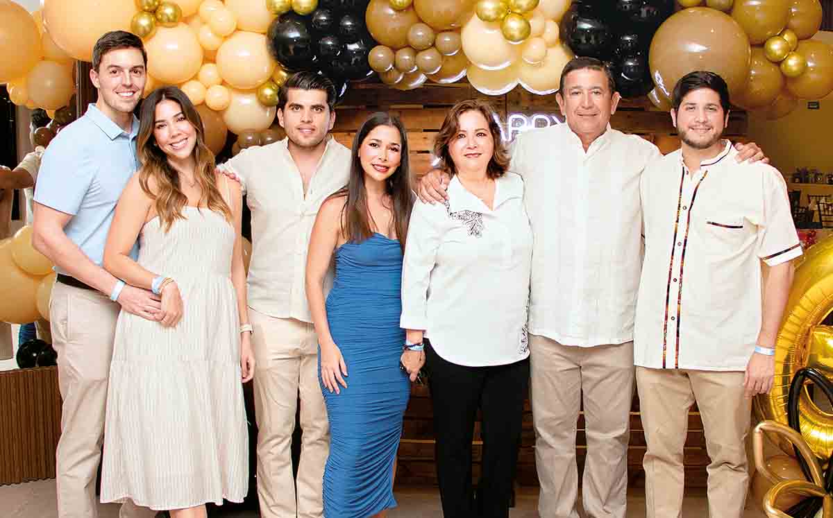JAMESON KORB, MARCELA KORB, JORGE ORTEGA, DANIELA GÓMEZ, MARCELA GONZÁLEZ, JESÚS GÓMEZ Y JESÚS GÓMEZ