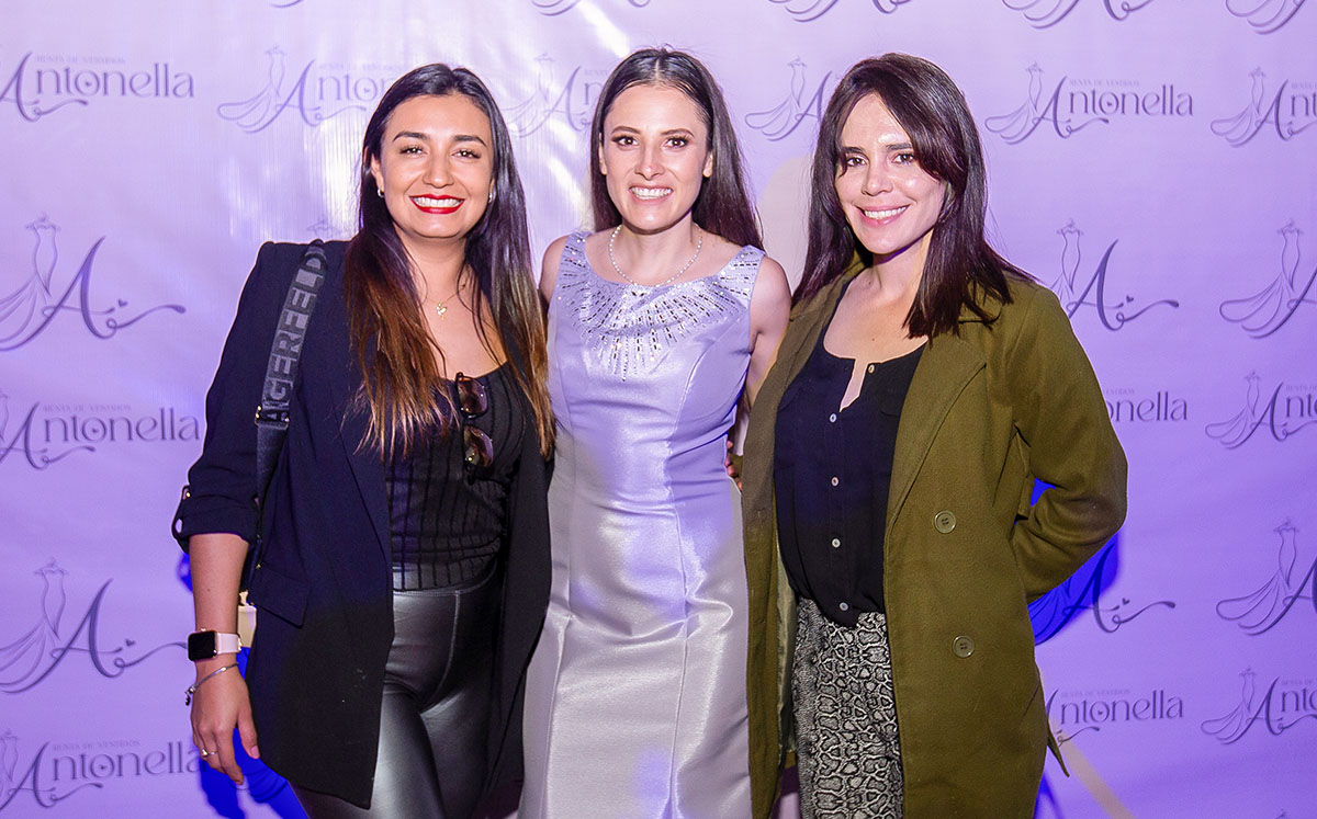Gaby González, Karla López y  Andy Becerril
