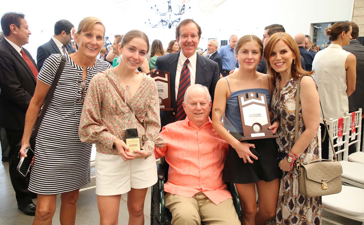 Ale, Regina, Javier, Jorge, Renata y Lupita
