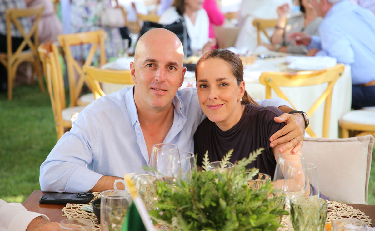 José Antonio y Paulina