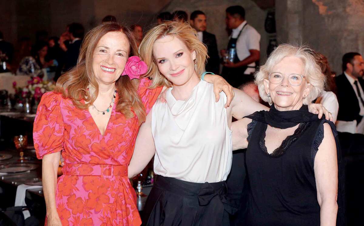 María Elena Arizpe, Ana Cristina Aigelman y Cristina Arizpe