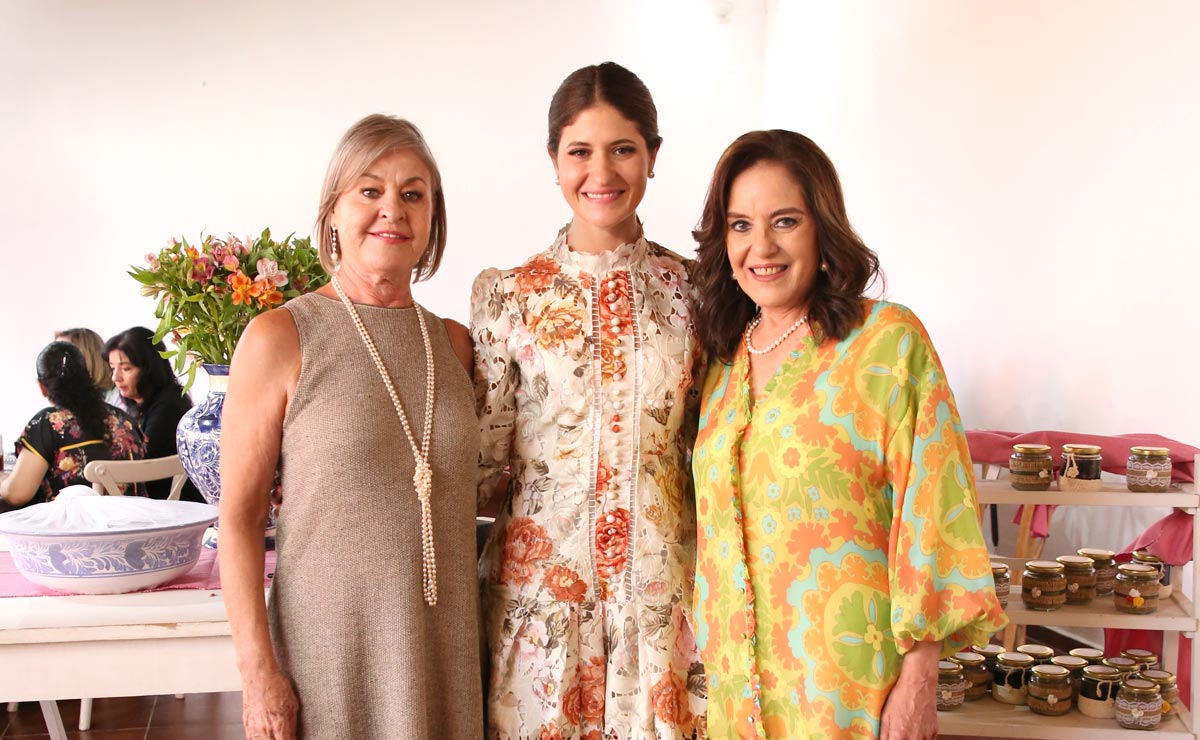 Mayela, Marifer e Irma