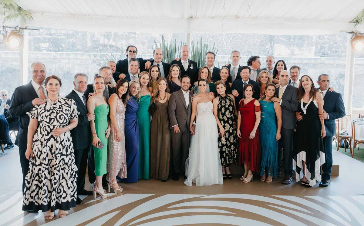 Sabrina y Miguel junto a sus familiares