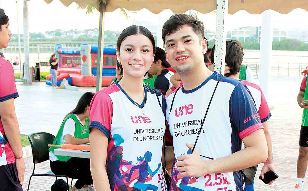 LARISSA SOTO Y ÁNGEL YAÑEZ participantes de la Carrera Don Rodolfo Sandoval Álvarez