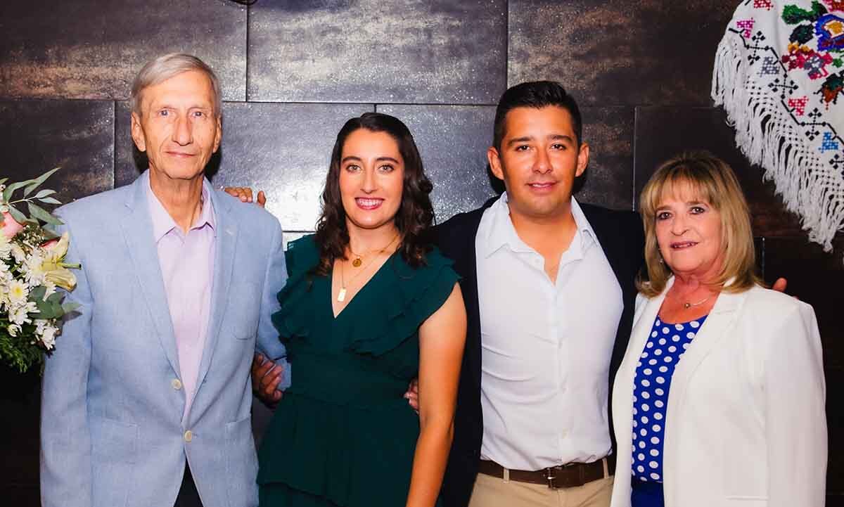 Hernán Ortiz, Majo Rodríguez, Rafa Palacios Jr. y Mary Carmen Arrioja