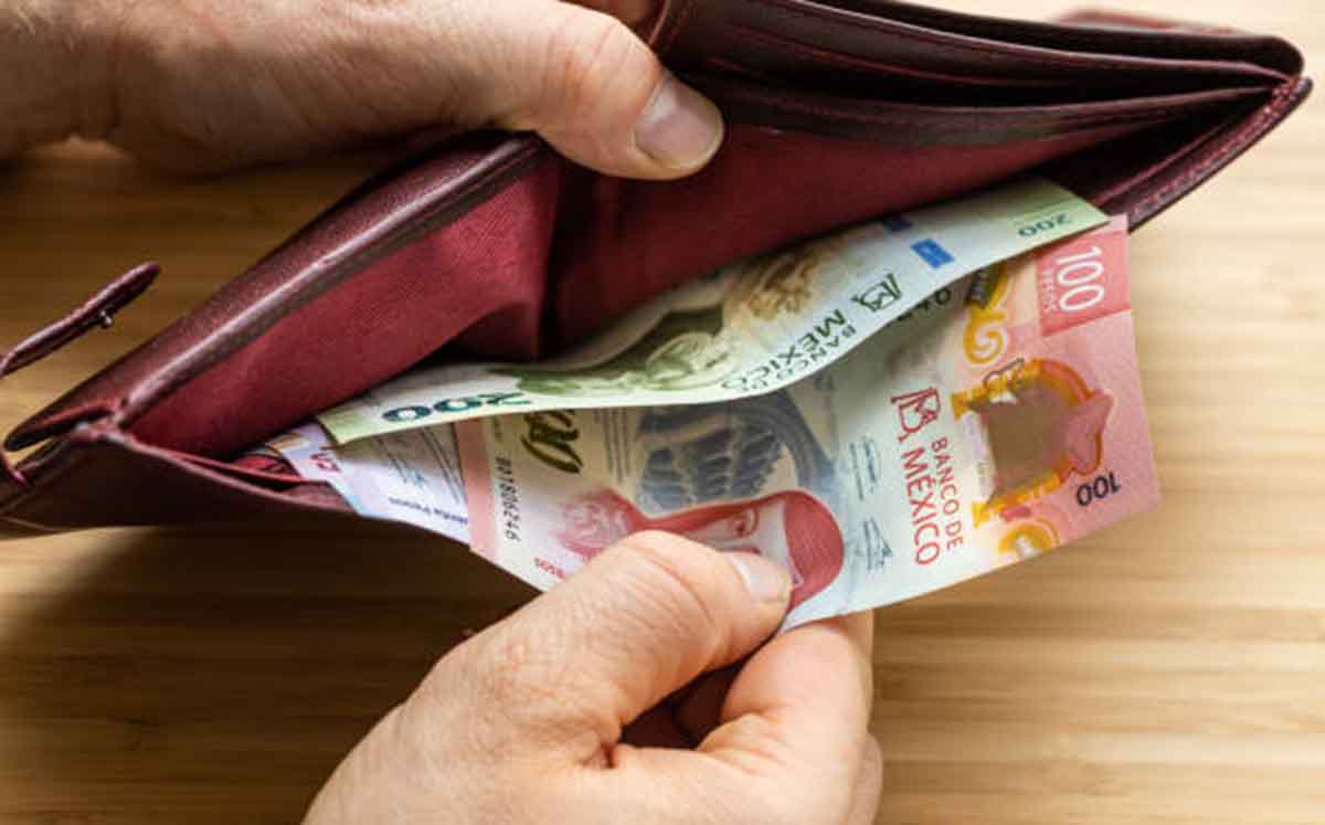 “Es justo que los trabajadores vean los beneficios palpables con el aumento de aguinaldo”, Manuel de Jesús Baldenebro. (Foto: istockphoto.com)