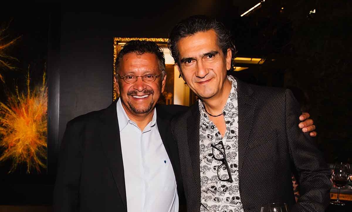 ¡Qué Viva! Exposición a beneficio en Luxury Hall