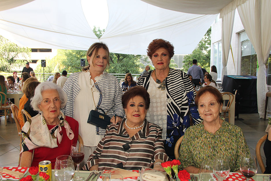07 Lorenza Ugarte, Carmen Gerini, Carmen Orendain, Carmen Teresa Ramírez y María de los Ángeles Sánchez.