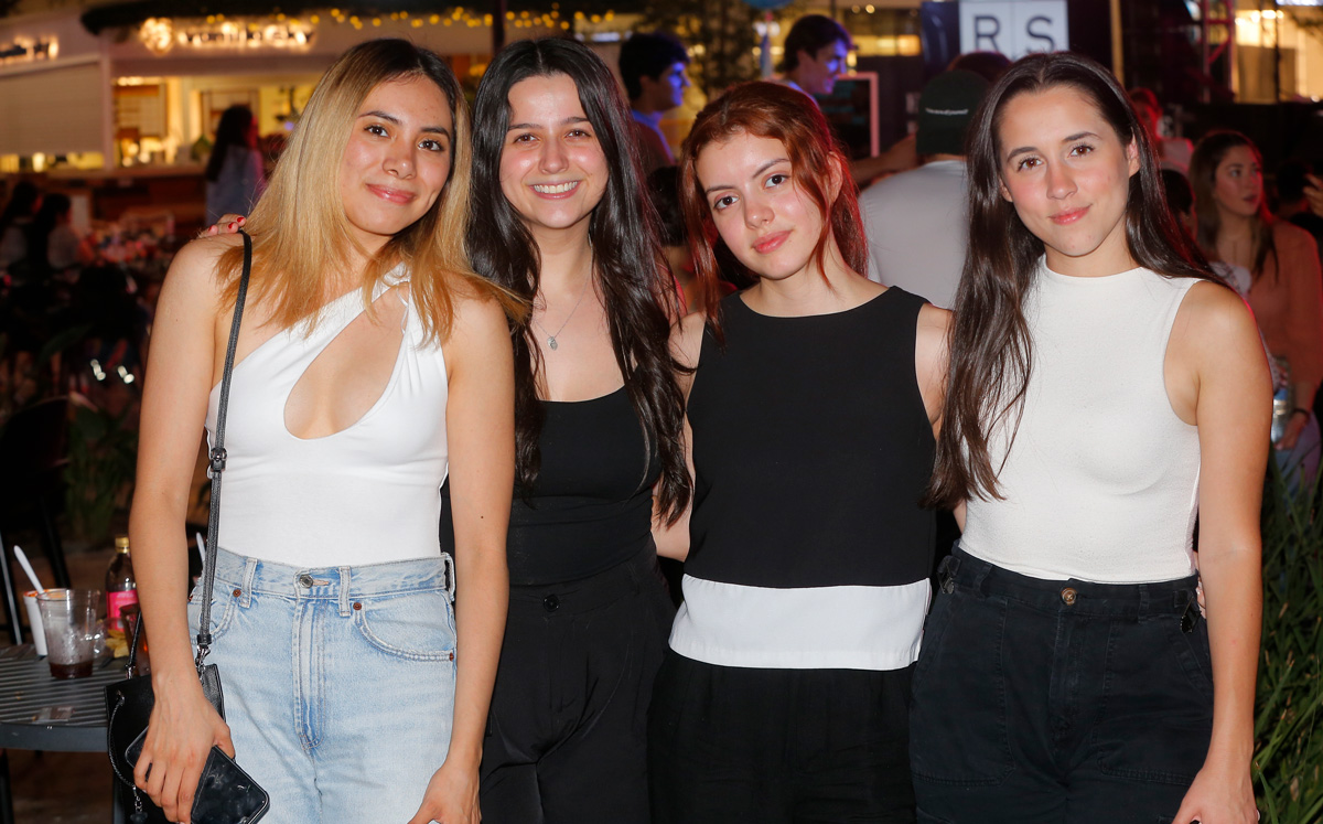 Valentina López, Carolina Garza, Mariana Sosa y Cynthia Cebrián / Foto: Daniel Saldívar