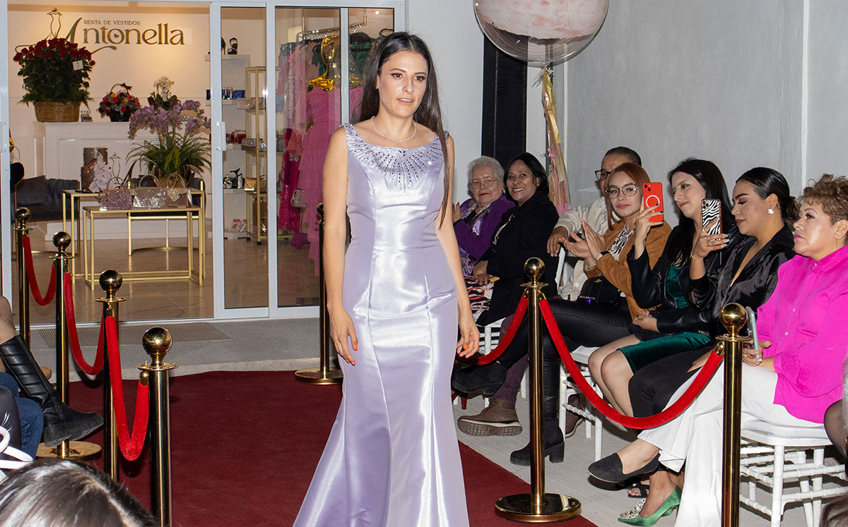 Pasarela Antonella
