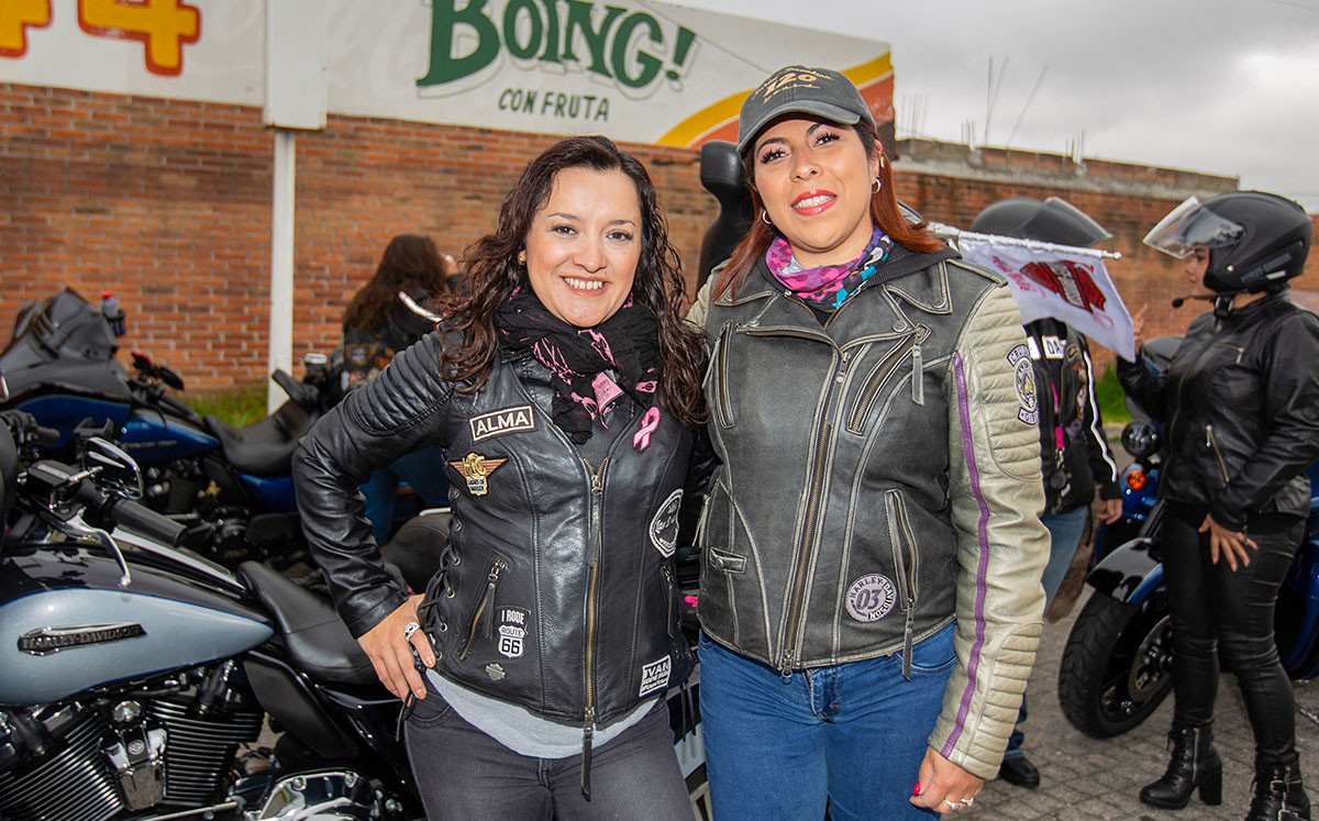 Rodada Pink Ride por colectivo de Harley-Davidson