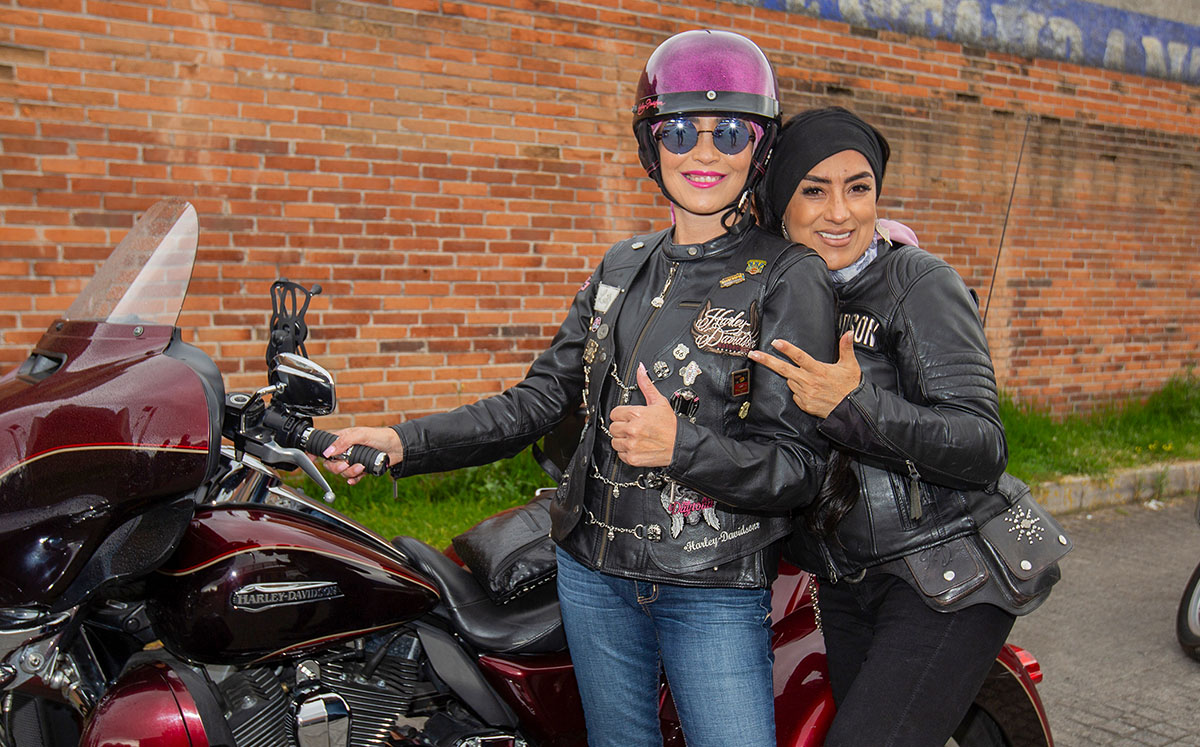 Rodada Pink Ride por colectivo de Harley-Davidson