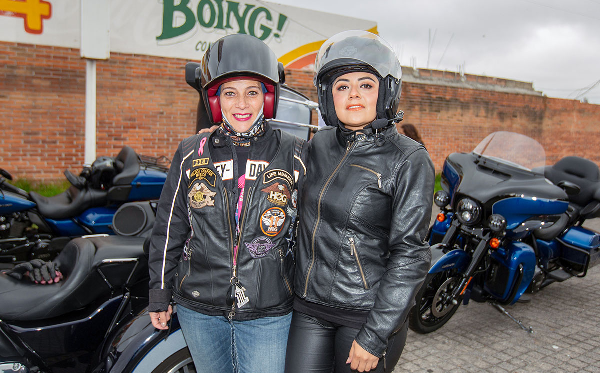 Rodada Pink Ride por colectivo de Harley-Davidson