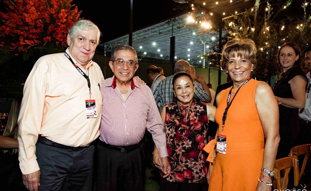 Ernesto, Tavo, Inés y Helve