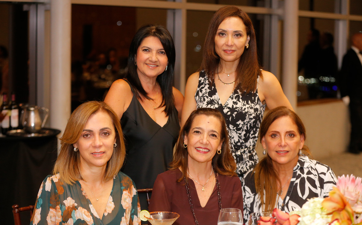 Irma Martínez, Verónica Rivera, Irma Villegas, Claudia Villaseñor y Claudia Ruiz / Foto: Daniel Saldívar